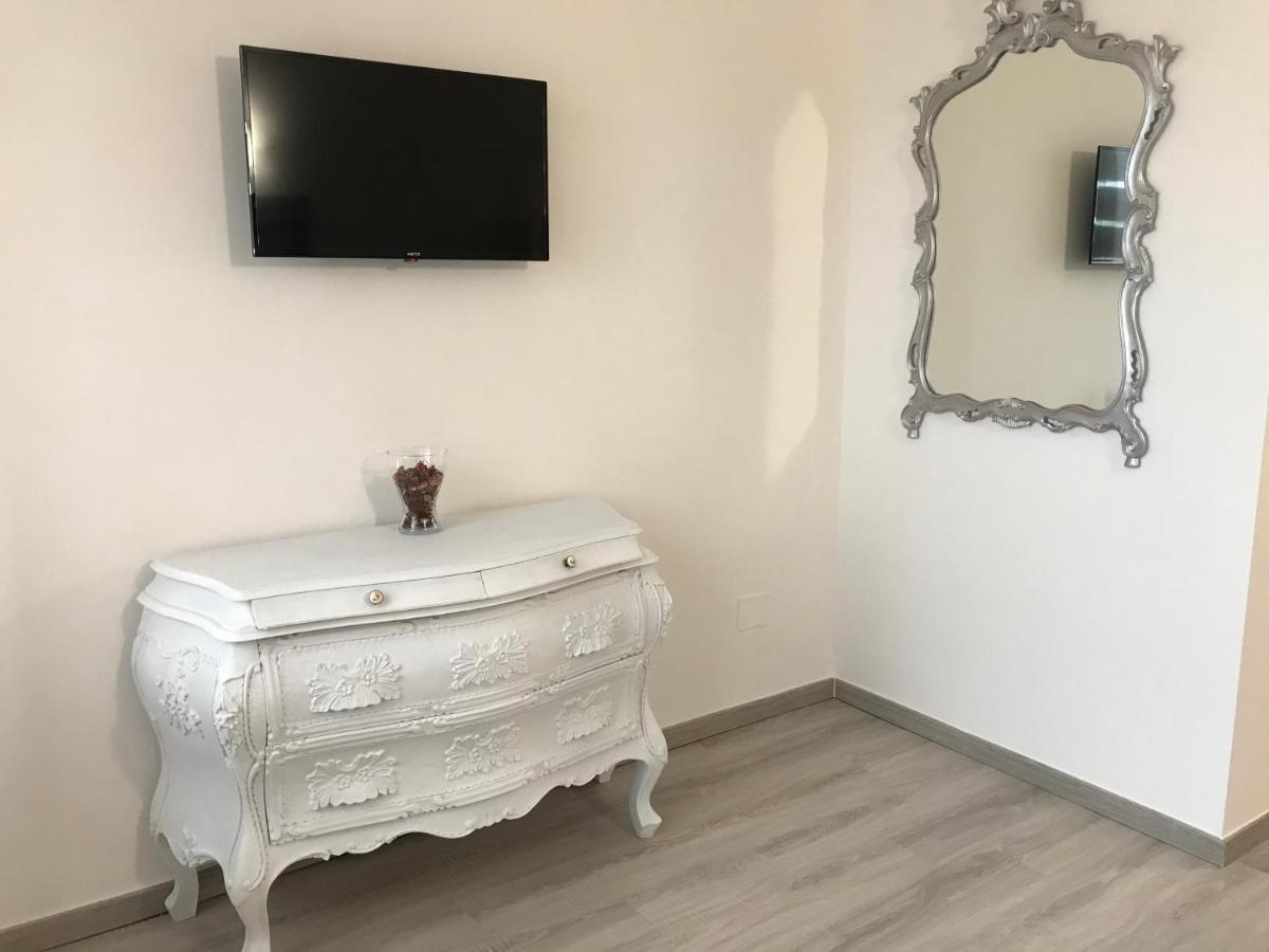 Отель Attico Livorno Bed & Relax Экстерьер фото