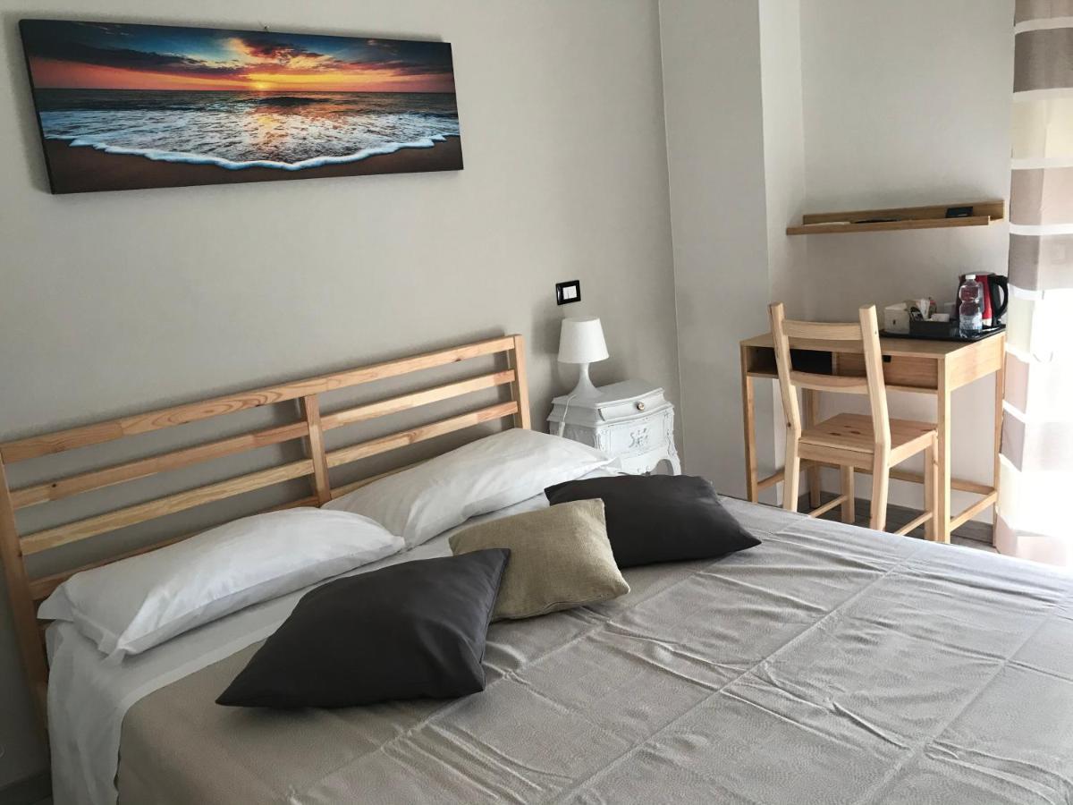 Отель Attico Livorno Bed & Relax Экстерьер фото