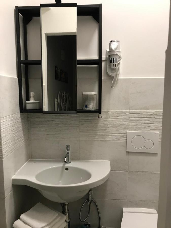 Отель Attico Livorno Bed & Relax Экстерьер фото